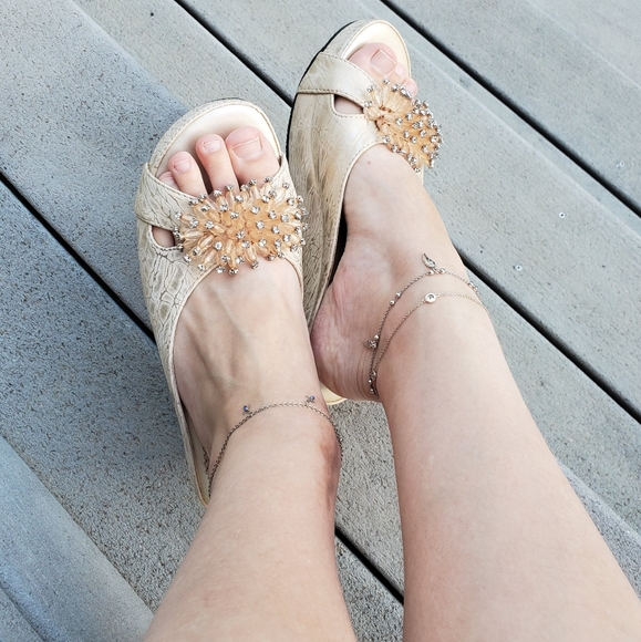 Pierre Dumas Beaded Accent Chunky Slip-on Wedges - Picture 3 of 16